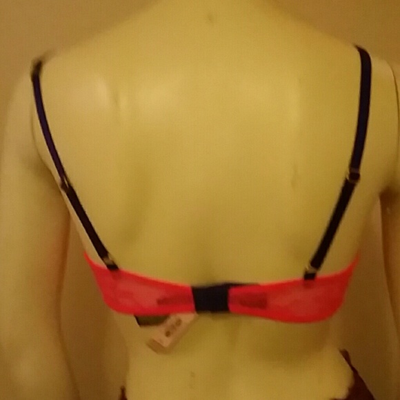 Victoria Secret bra - Picture 2 of 3